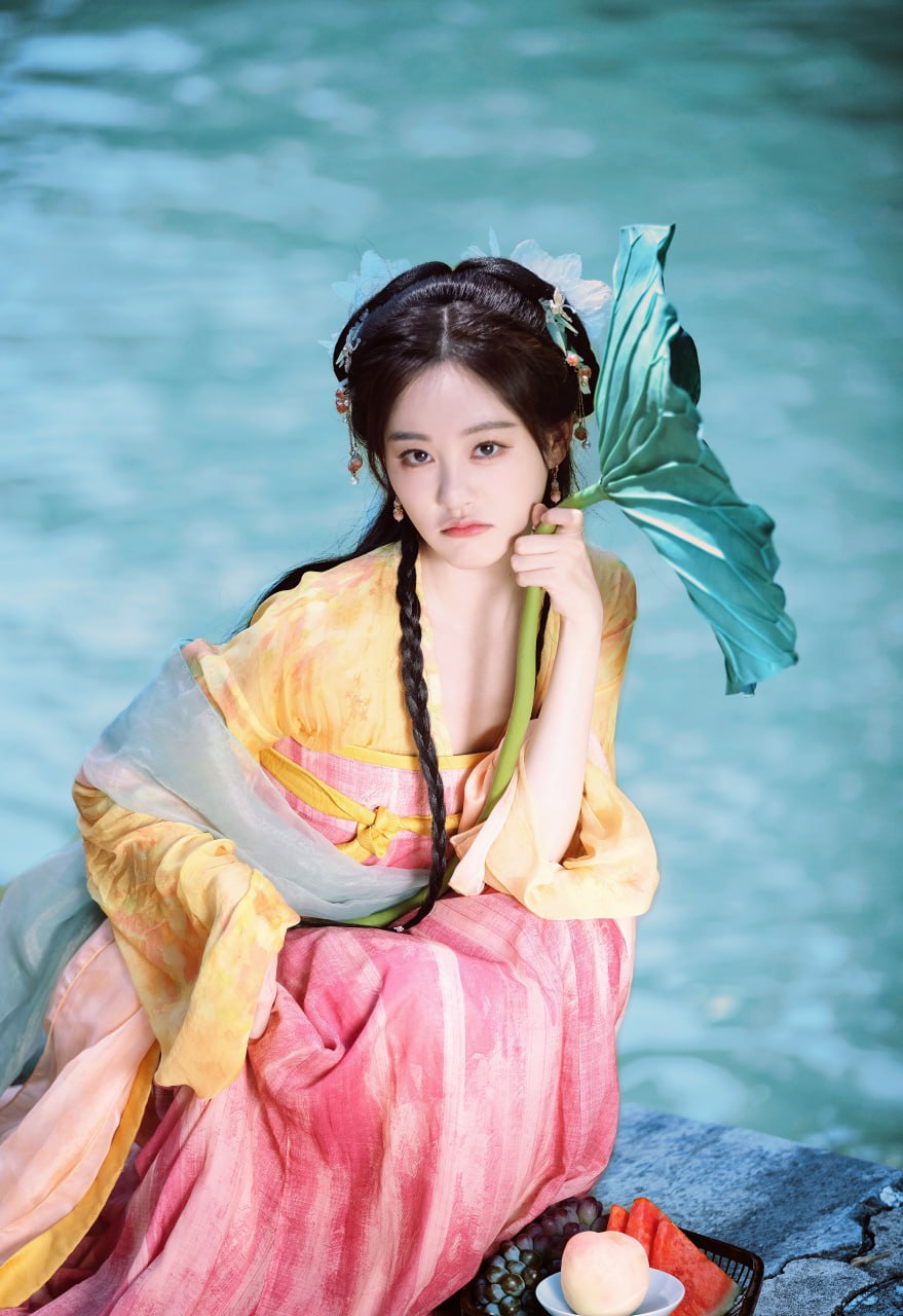 芭比迪丽拉整容了吗 芭比迪丽拉整容了吗视频